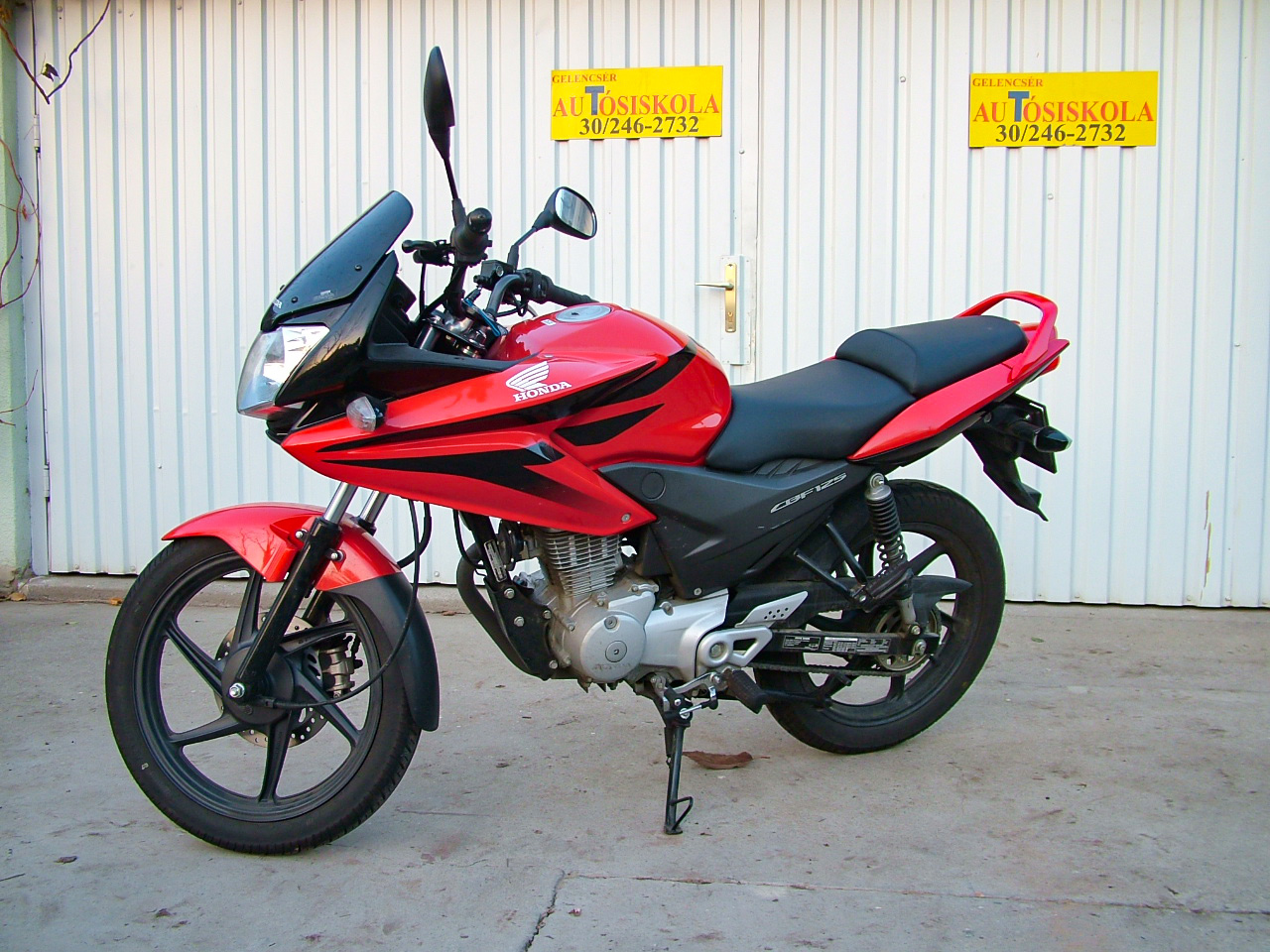 Gelencsér Autósiskola